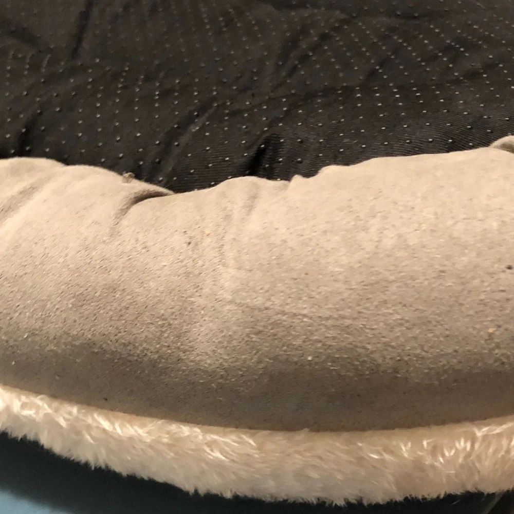 Cozy Black Cat Bed